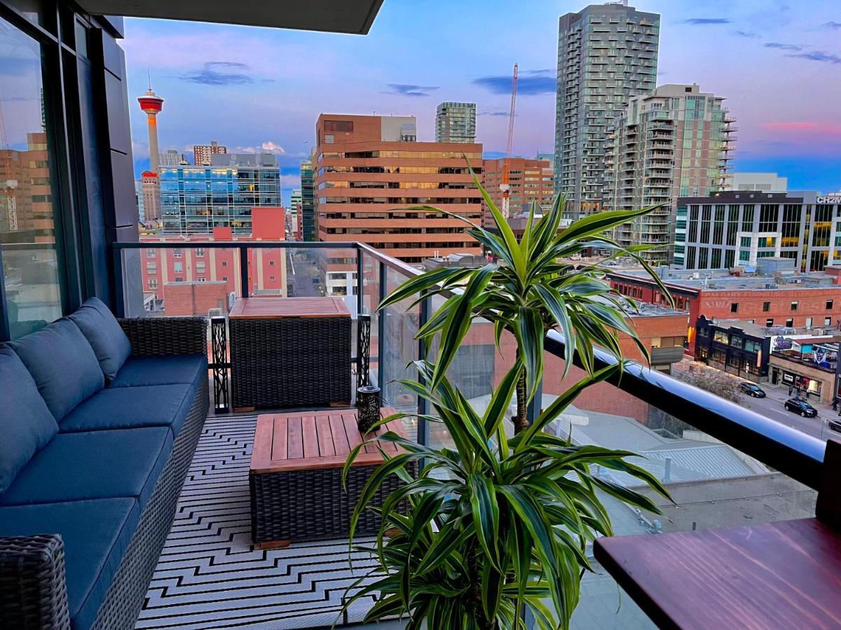 Luxury Dt, 2 Bedroom Deal, Private Balcony, Full Kitchen, Gym - Free Parking Calgary Zewnętrze zdjęcie